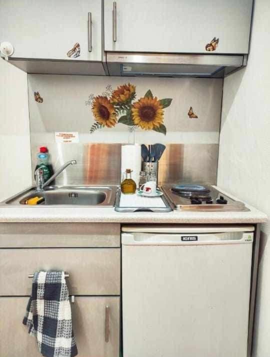 Rena'S Rooms Μελίντα Melinta Buitenkant foto